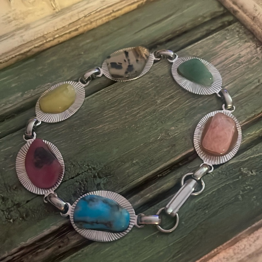 Colorful stone bracelet